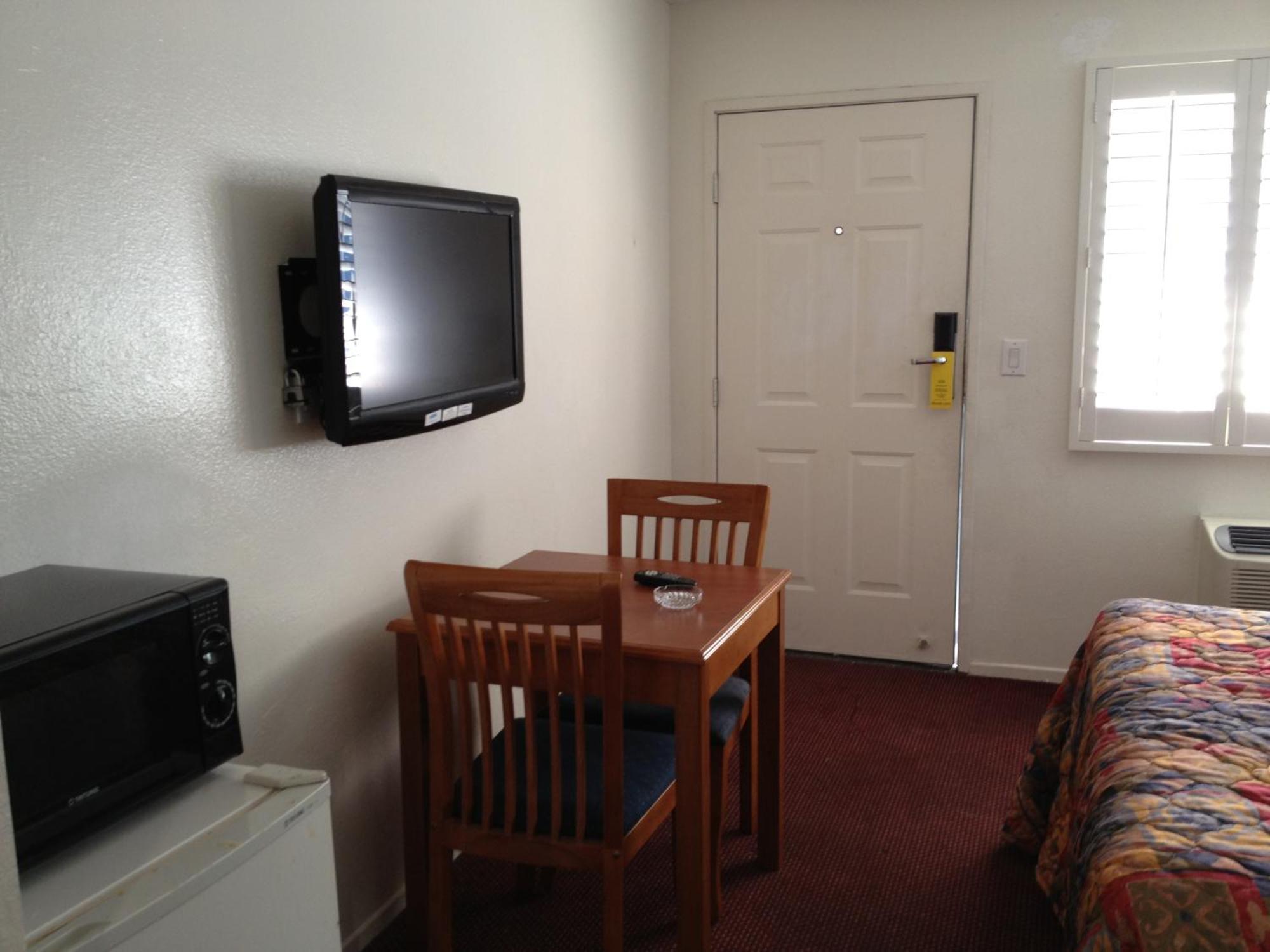 Scottish Inns Long Beach Ngoại thất bức ảnh