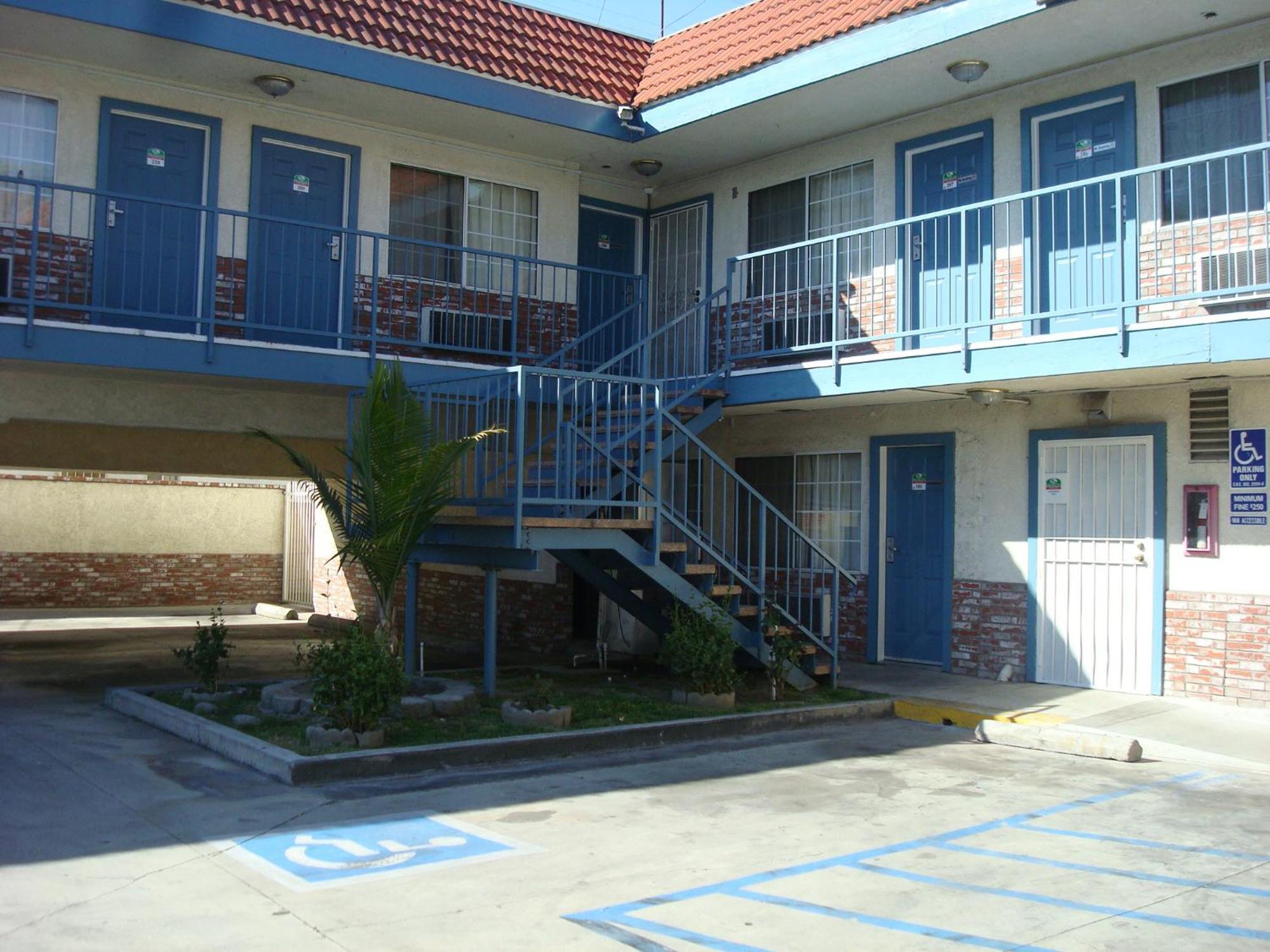 Scottish Inns Long Beach Ngoại thất bức ảnh