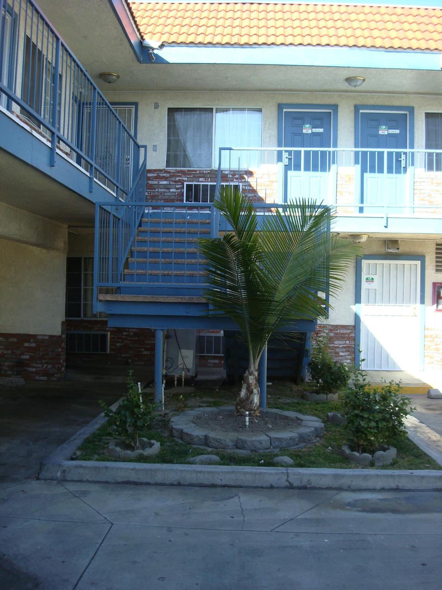 Scottish Inns Long Beach Ngoại thất bức ảnh